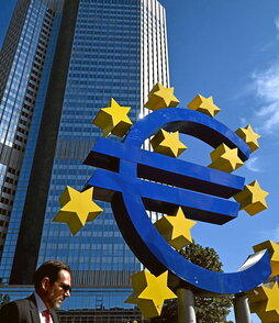 El miembro del comité ejecutivo del Banco Central Europeo Leon Panetta es el encargado de estudiar el euro digital.
