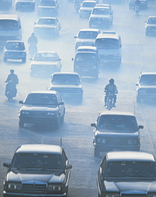 La UE retrasa la rebaja de emisiones contaminantes.
