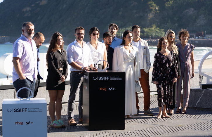 ‘MMXX’ filmeko lan taldea, astelehen honetan egindako aurkezpenean.