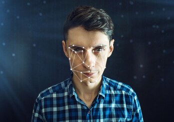 La tecnología de reconocimiento facial no está exenta de polémicas.
