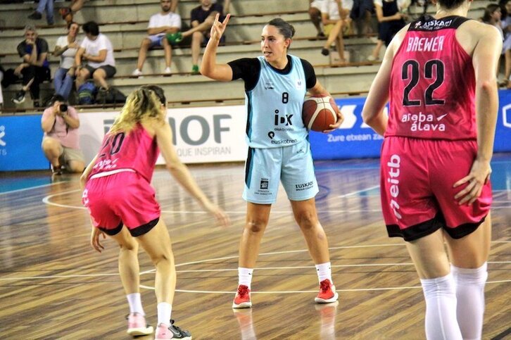 IDK Euskotren y Kutxabank Araski, cara a cara en la reciente Euskal Kopa.