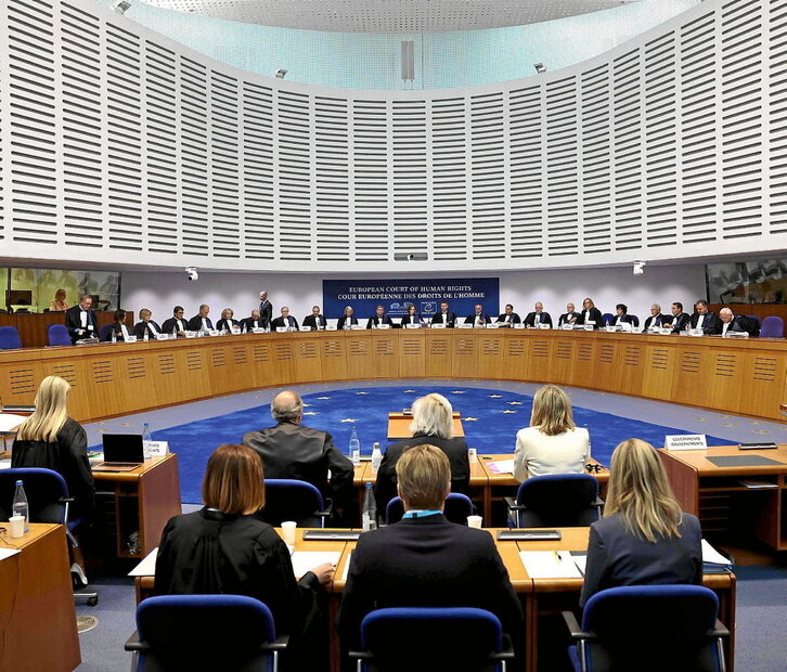 Los jueces del TEDH escuchan las intervenciones en el juicio contra 32 Estados.
