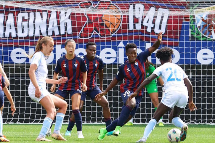 El Eibar disputará cinco partidos en dos semanas, incluyendo la visita copera a La Solana.