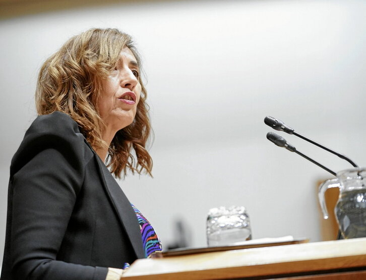 La consejera de Gobernanza, Olatz Garamendi, en una intervención parlamentaria.