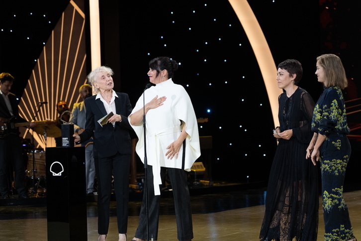 Jaione Camborda, primera mujer vasca en conseguir la Concha de Oro.