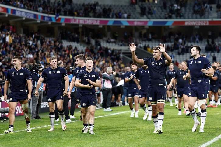 Eskoziak hamabi entsegu lortu zituen Errumaniaren aurka.