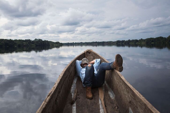 Aldekoa siesta lasaia egiten.