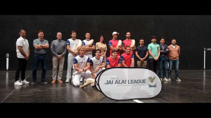 Final Fourraren aurkezpena partidak jasoko dituen Ezkurdi pilotalekuan izan da.