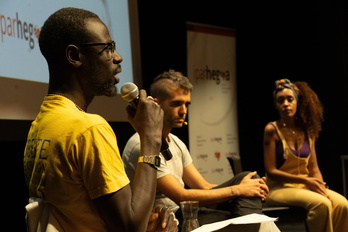 Lucía Mbomio y Marra Junior, en la ponencia de los primeros encuentros sidicales de LAB.