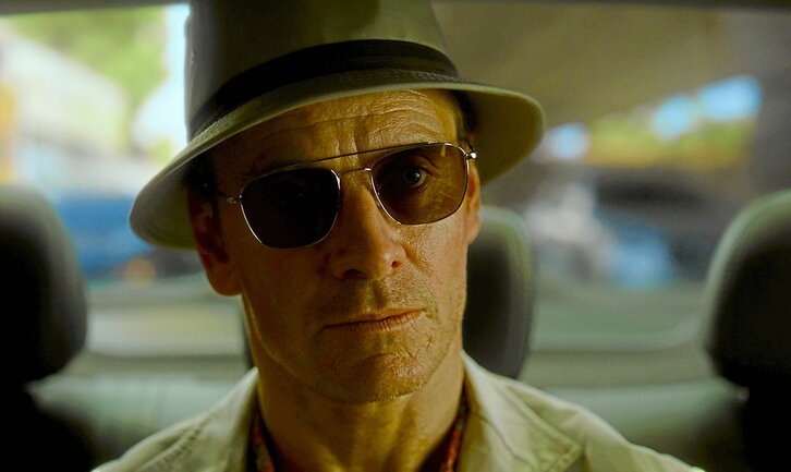 Michael Fassbender como el asesino anónimo de la nueva película de David Fincher, estrenada en el Festival de Venecia, antes de llegar a cines el 26 de octubre y a Netflix el 10 de noviembre.