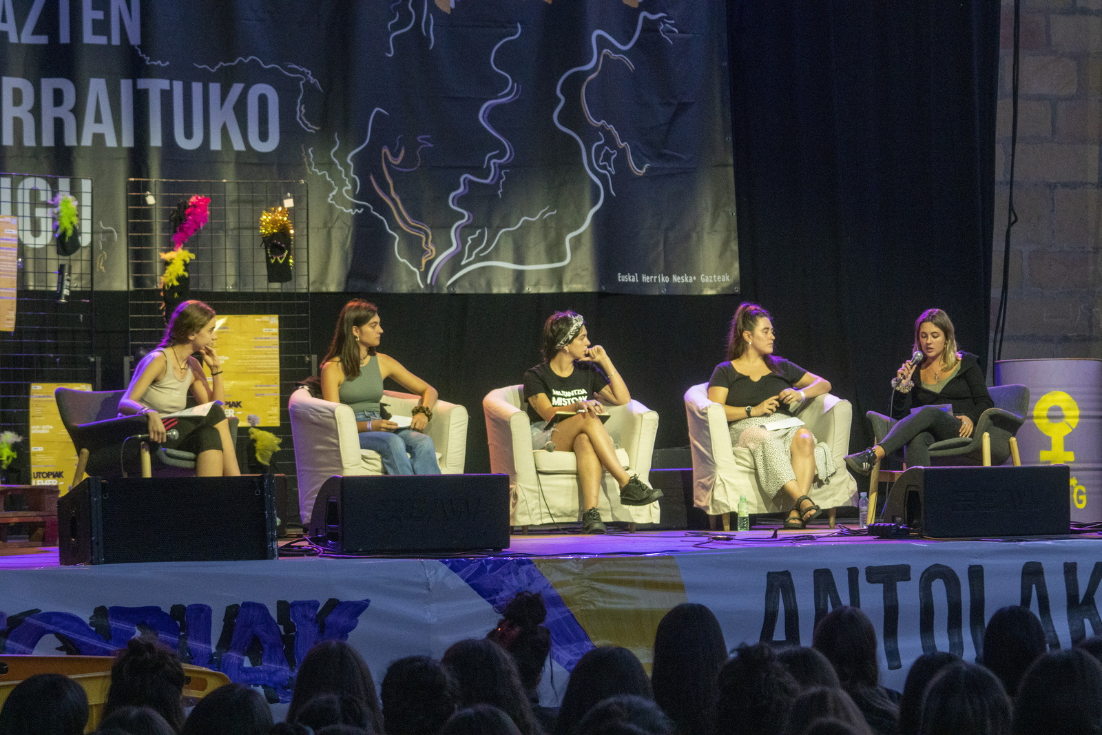 Usurbilgo baterajotzeko lehenengo mahai ingurua. (Gorka RUBIO/FOKU) Usurbilgo baterajotzeko lehenengo mahai ingurua. (Gorka RUBIO/FOKU)