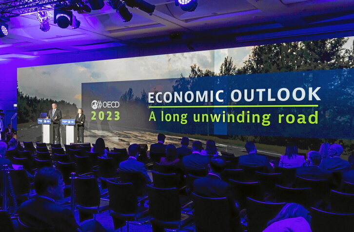 Presentación en París del informe de perspectivas económicas de la OCDE.