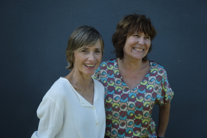 Irudian, Rosa Zufia eta Bertha Gaztelumendi zinemagileak.