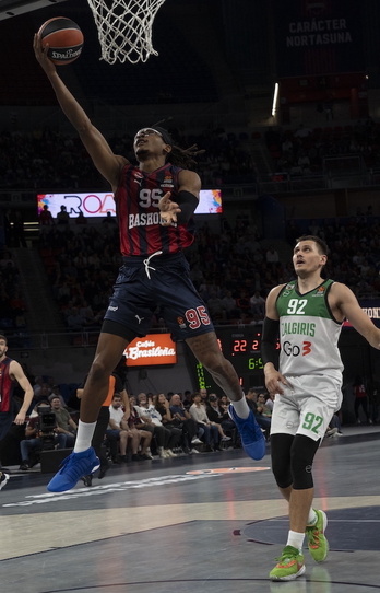 Cuando Moneke se ha ido eliminado por faltas, Saski Baskonia se ha disuelto.