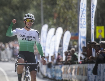 Diego Ruiz de Arkaute, a su llegada a la meta en Tolosa.