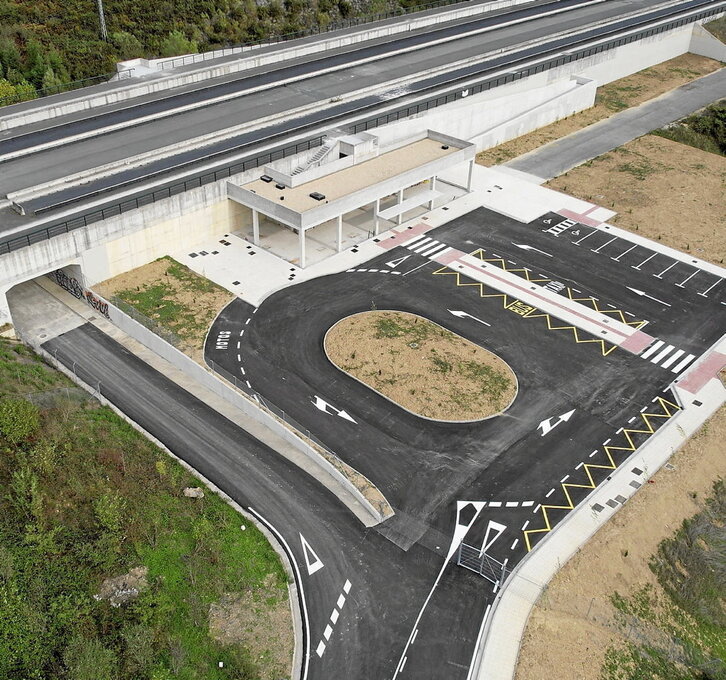 La estación de Ezkio-Itsaso aguarda el dictamen de Madrid para conocer su futuro.