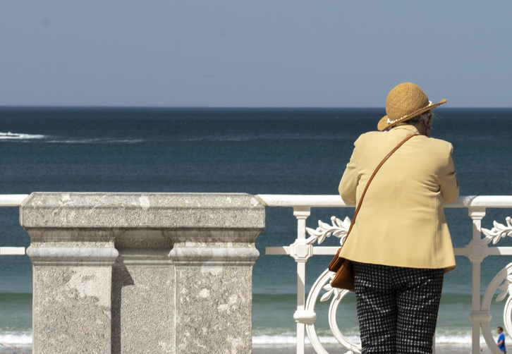Uno de cada cinco mayores de 65 vive ajeno a internet. 