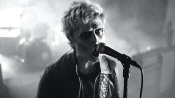 Green-day-the-american-dream-is-killing-me