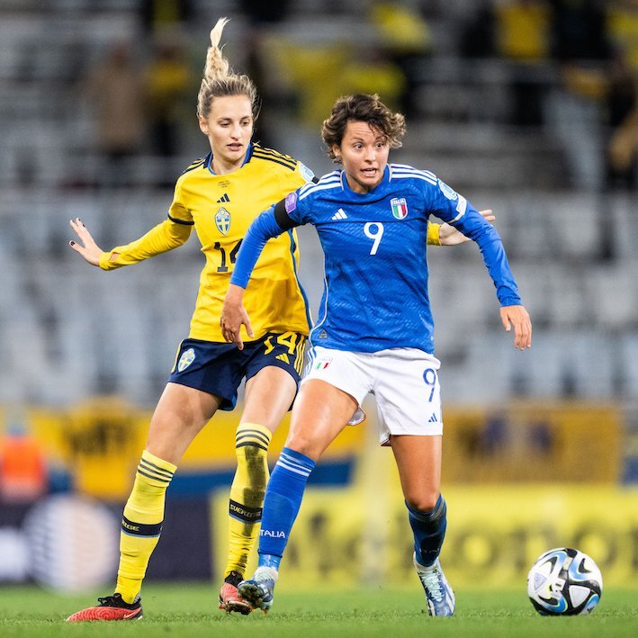 Bjorn y Giacinti durante el choque entre Suecia e Italia que las nórdicas empataron en el descuento. /SvenskFootball