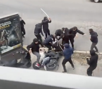 Momento de la paliza, recogido en un vídeo anónimo.