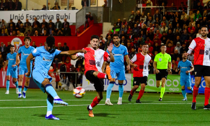 Malcom Adu Ares ha marcado los dos goles en la segunda mitad.