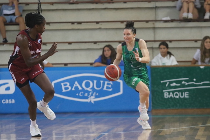 Kutxabank Araskiko Melisa Gretterrek taldeak konfiantza berreskuratzea nahi du.