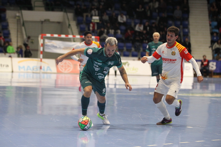 Dani Saldise ha terminado jugando de portero-jugador, aunque no ha servido para alterar el marcador.