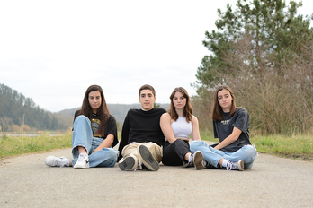 Euskal Herritik kanpora lehen kontzertua eman berritan dira Ithaka talde oriotarrekoak.