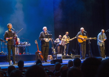 Oskorrik emandako azken kontzertua, Bilboko Arriaga antzokian, 2015ean. 