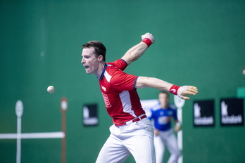 Iñaki Artola Lau eta Erdiko txapelketan, Peñaren aurkako partidan, Beotibarren (Tolosan)