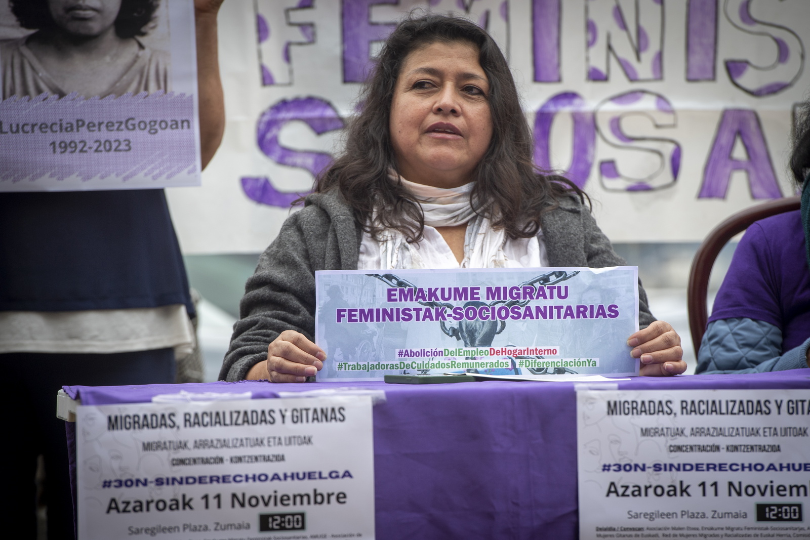 Grebarako eskubiderik ez dutela agertu dute Zumaian elkartu diren andreek. (Gorka RUBIO/FOKU) Grebarako eskubiderik ez dutela agertu dute Zumaian elkartu diren andreek. (Gorka RUBIO/FOKU)