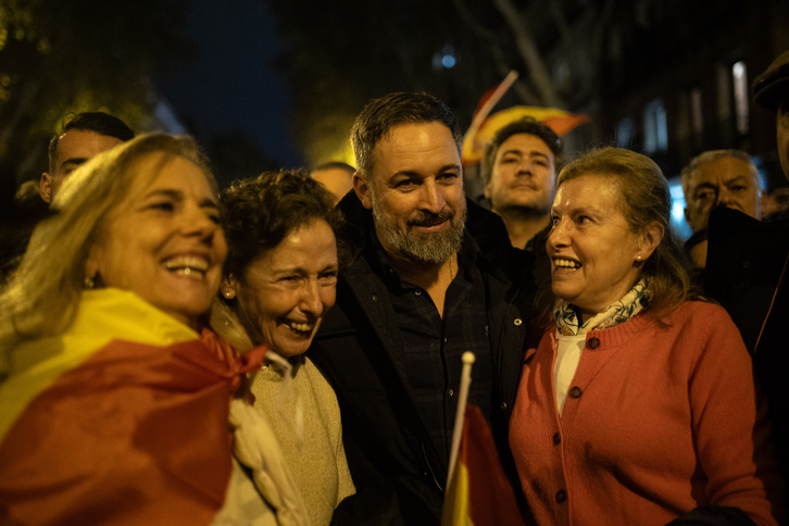 Abascal en una concentración junto a Ferraz. 