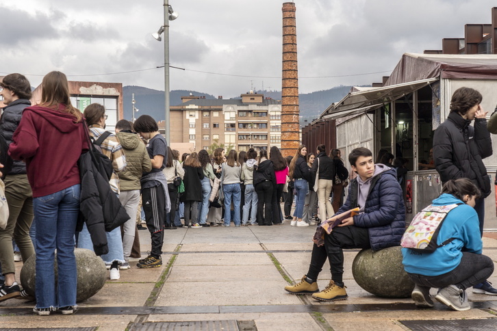 Treba Gurasoak programaz gain Treba Gazteak ekimenak ere hainbat hitzordu finkatu ditu datozen asteetarako.