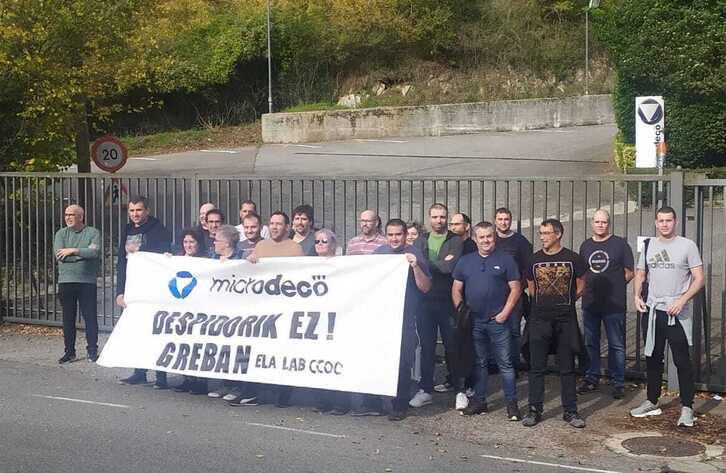 Trabajadores de Microdeco, en lucha.