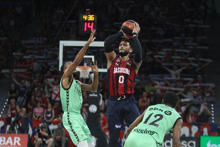 Baskoniak Howarden puntuak beharko ditu eta Bilbao Basketek ezin izango du Renfroerekin kontatu.