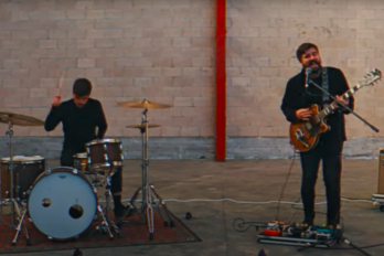 Habi taldearen ‘Lilura’ kantuaren bideoklipeko irudi bat.