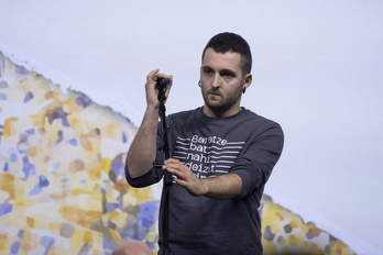 Joanes Illarregi Nafarroako Bertsolari Txapelketako finalaurrekoan.