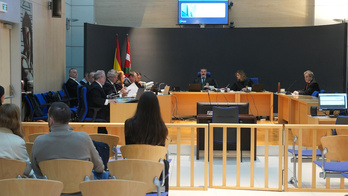 Vista general de la sala en la que se celebra el juicio por la muerte de Santi Coca.