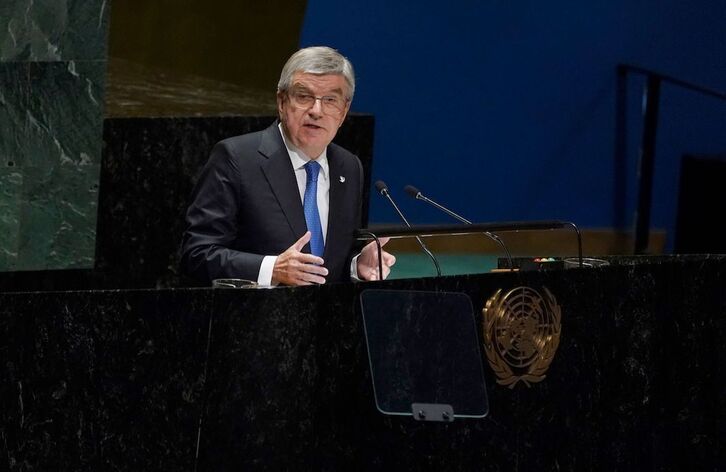 El presidente del COI, Thomas Bach, clama en la ONU por la «tregua olímpica» en París 2024.