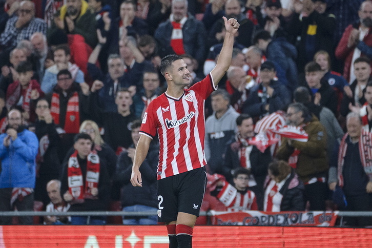 Guruzeta celebra uno de los goles marcados ante el Celta.