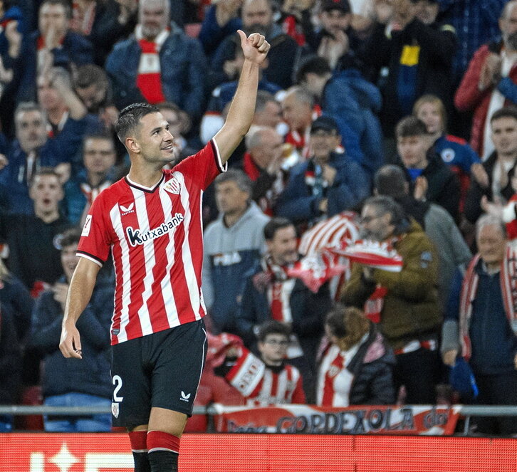 Guruzeta celebra uno de los goles que marcó en el último partido en San Mamés.