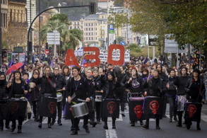 Manifestación contra la violencia machista en Donostia.
