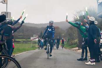 Imanol Erviti es sorprendido por amigos, familiares y compañeros de profesión para rendirle un homenaje a su dilatada trayectoria. 