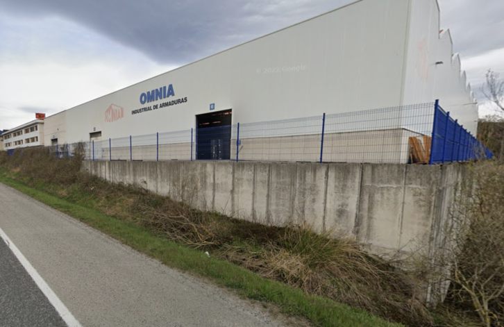 Industrial de Armaduras Omnia, empresa de Etxarri Aranatz donde ha tenido lugar el accidente.