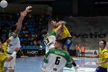 Si Bidasoa vence al Huesca, encadenará cuatro victorias consecutivas.