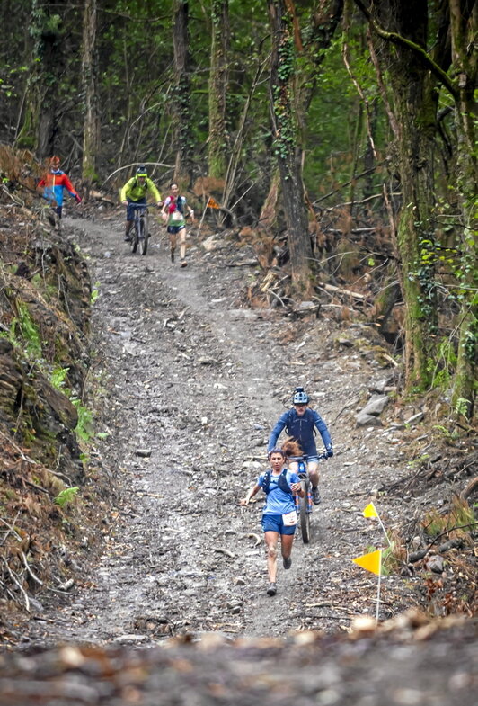 Mendi lasterketak asko ugaritu dira gure artean azkenaldian, baita neurrigabeko hazkuntza honek gure ingurumenean egindako inpaktua ere.