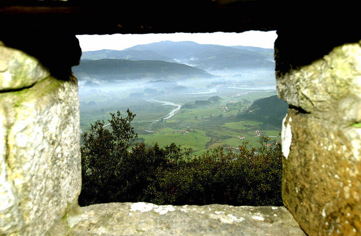 Urdaibaiko Biosfera Erreserba, irudian.