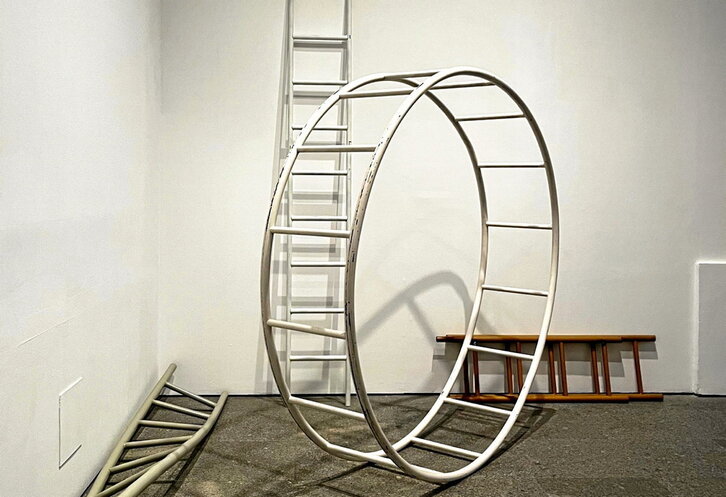 Una de las obras expuestas en la muestra retrospectiva protagonizada por Aranberri.