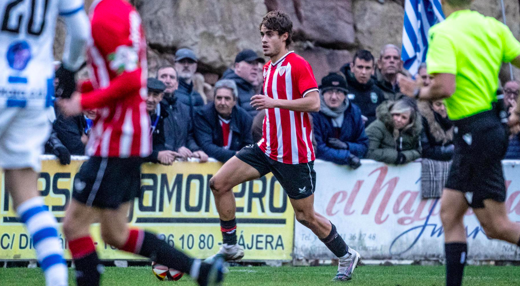 Hugo Rincon Kopako lehen kanporaketako deialdian sartu zen. (@AthleticClub) Hugo Rincon Kopako lehen kanporaketako deialdian sartu zen. (@AthleticClub)