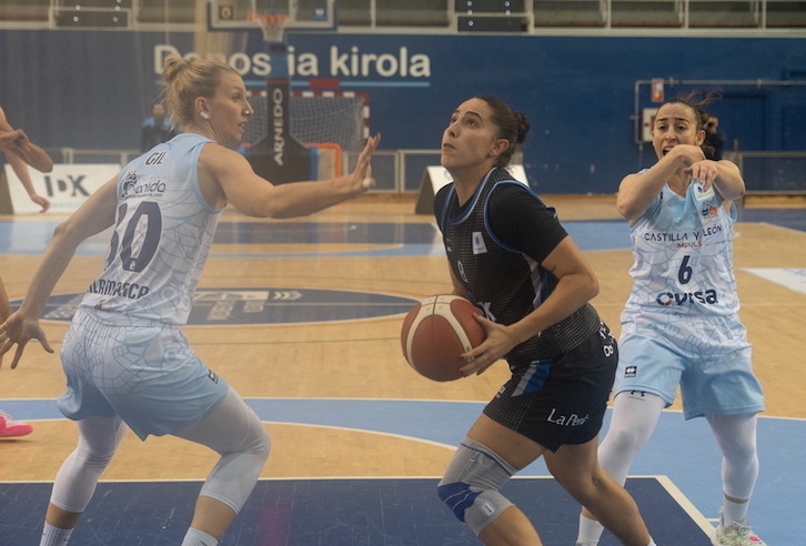 Perfumerias Avenidaren aurka egin zuen moduan, azkeneraino lehiatu du IDK Euskotrenek Zaragozan ere, eta garaipena hatz puntekin ikutu du.